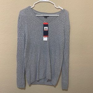 Tommy Hilfiger sweater